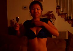 男目半開blowjobのための美しい日本人女性 女の子 の ため の エロ ビデオ